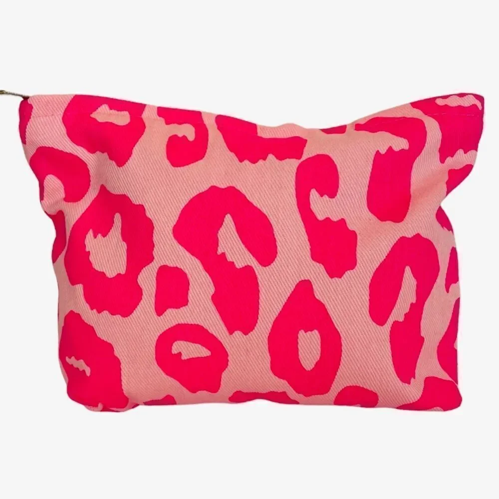 HOT PINK OVERSIZED COSMETIC BAG‎